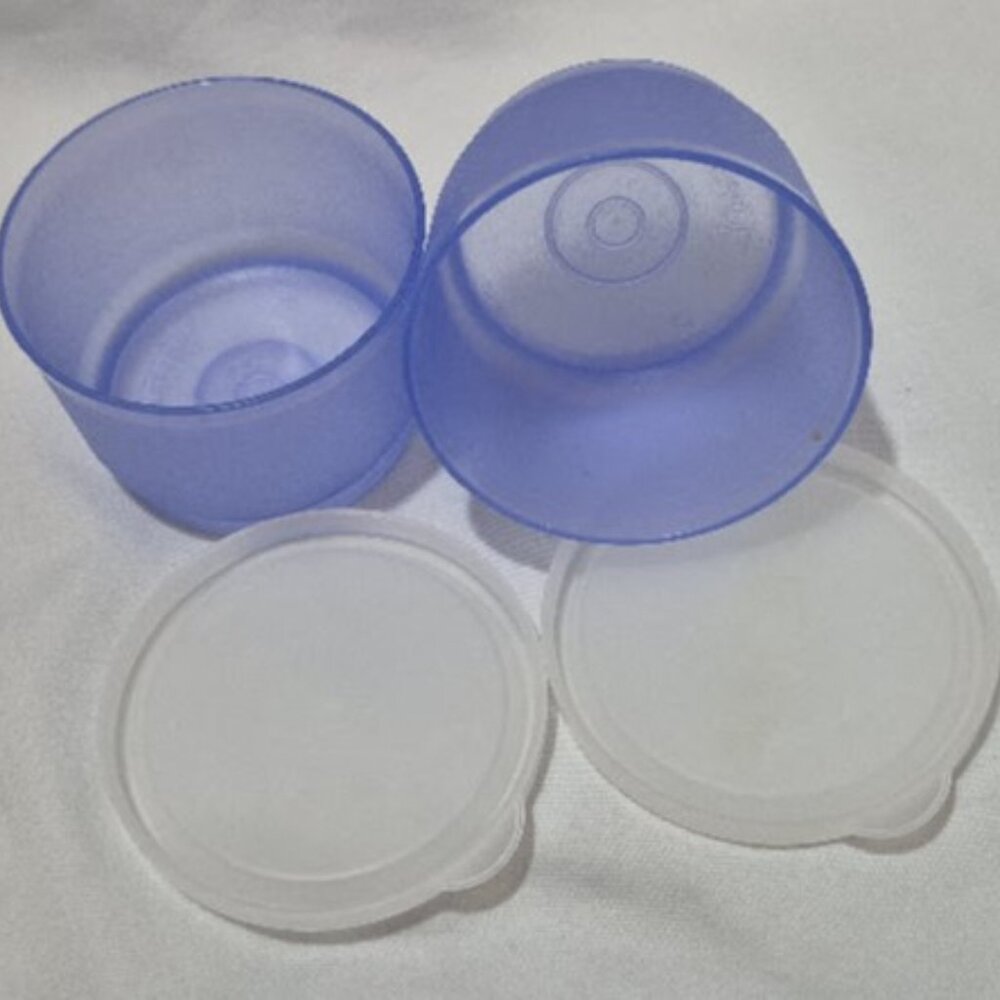 Vintage Tupperware Blue 4oz snack cups with clear lids. Set of 2.